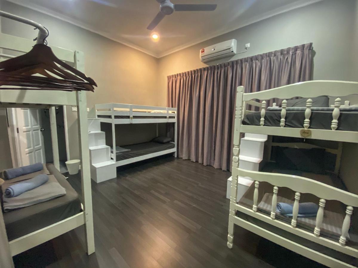 Shafickza Guesthouse Kuala Terengganu Eksteriør bilde