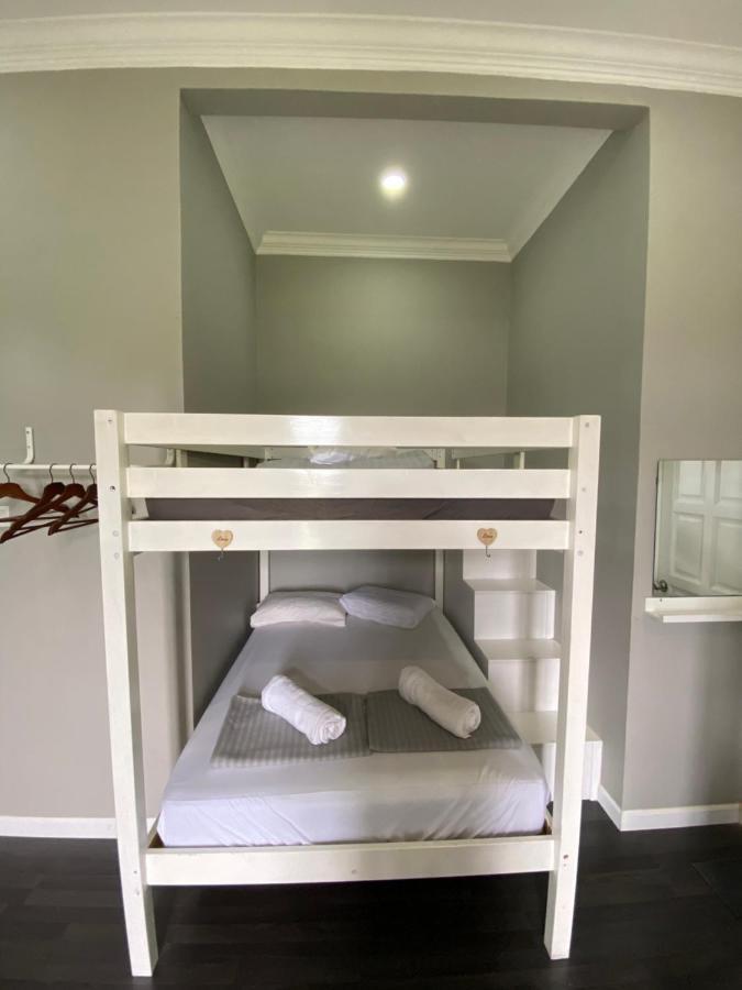 Shafickza Guesthouse Kuala Terengganu Eksteriør bilde